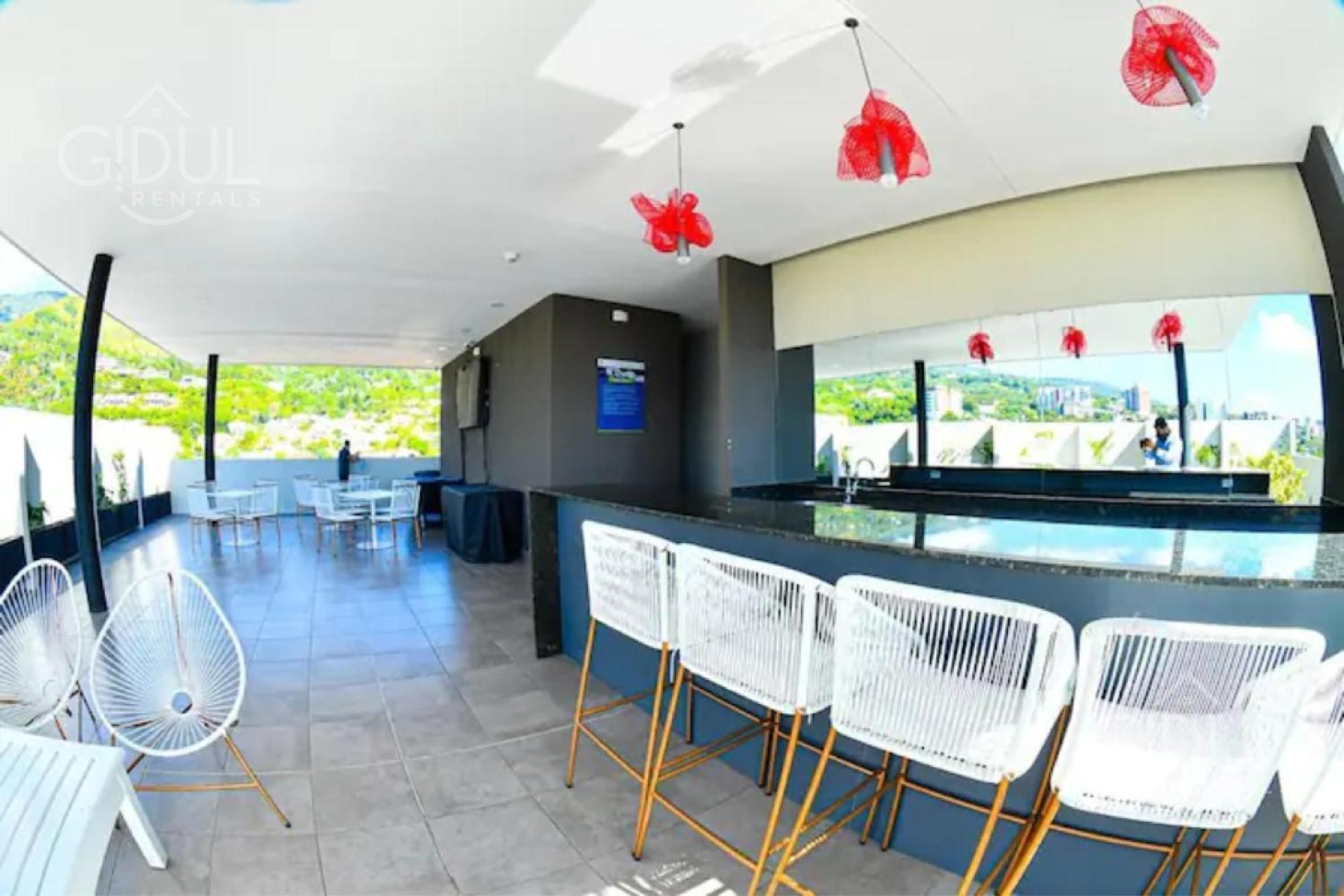 Infinity Pool Apartment Сан Салвадор Екстериор снимка